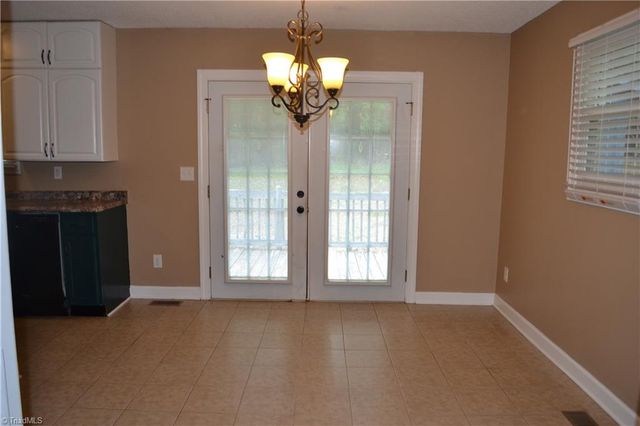 100 Coleman Street, Mayodan, NC 27027