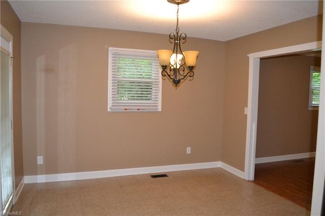 100 Coleman Street, Mayodan, NC 27027