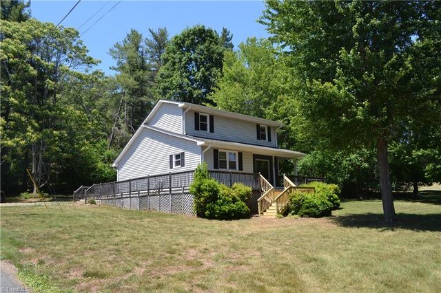 100 Coleman Street, Mayodan, NC 27027