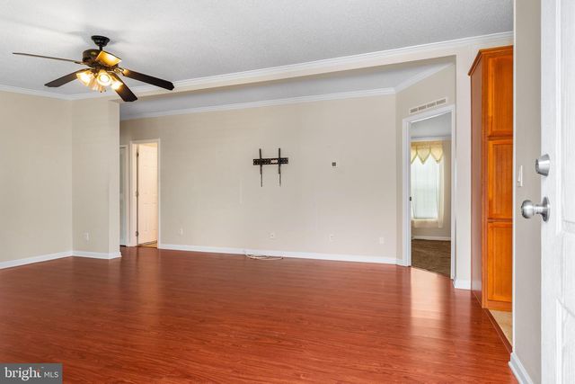 39 QUEEN ELEANOR DR, Elkton, MD 21921