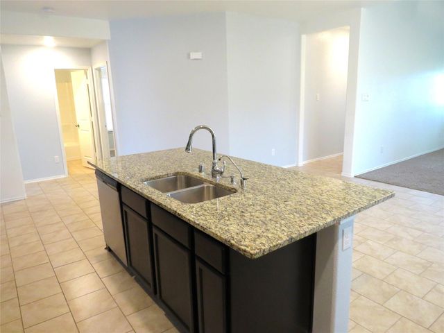 9506 Paloma Creek Drive, Tomball, TX 77375