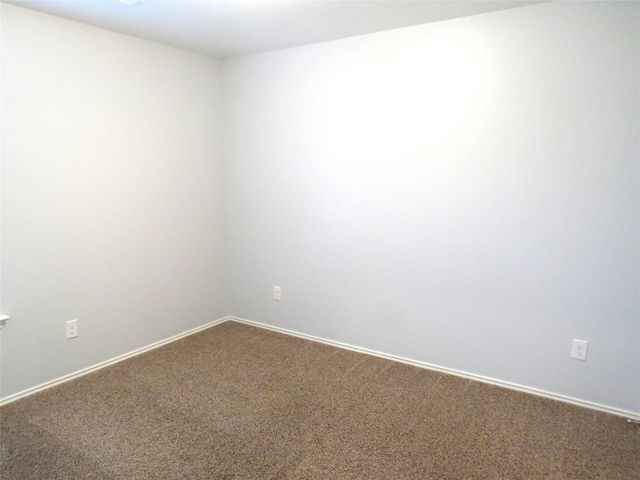 9506 Paloma Creek Drive, Tomball, TX 77375