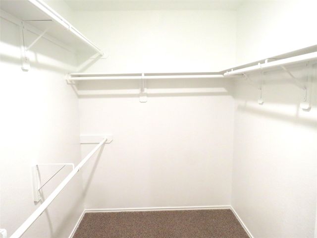 9506 Paloma Creek Drive, Tomball, TX 77375