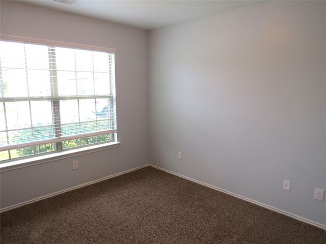 9506 Paloma Creek Drive, Tomball, TX 77375