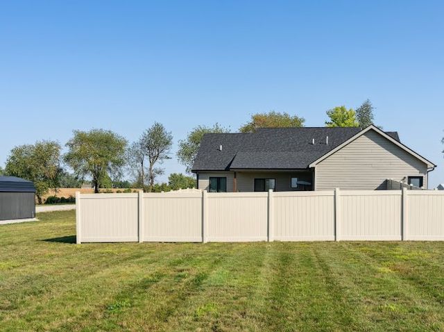 1397 S 52nd Avenue E, Newton, IA 50208