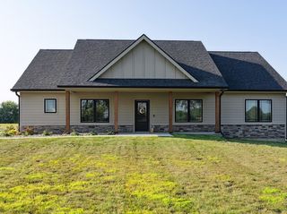 1397 S 52nd Avenue E, Newton, IA 50208