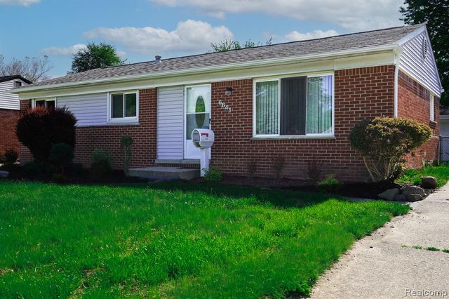 6641 Niagara Street, Romulus, MI 48174