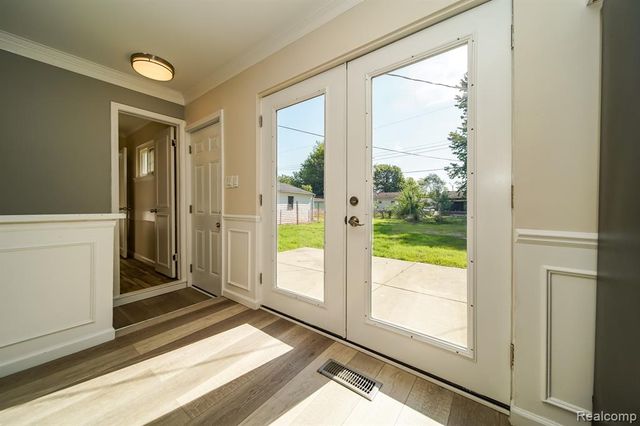 6641 Niagara Street, Romulus, MI 48174
