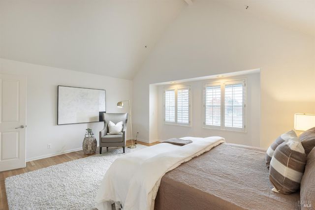 26 Clement Ct, Napa, CA 94558