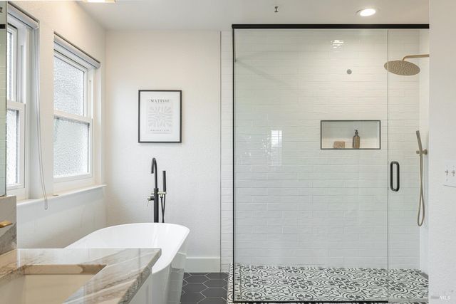 26 Clement Ct, Napa, CA 94558