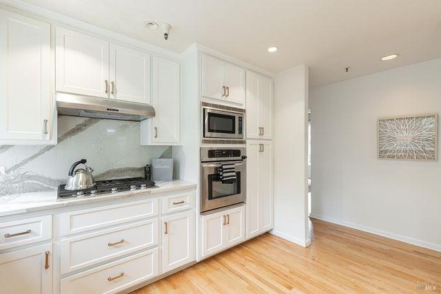 26 Clement Ct, Napa, CA 94558