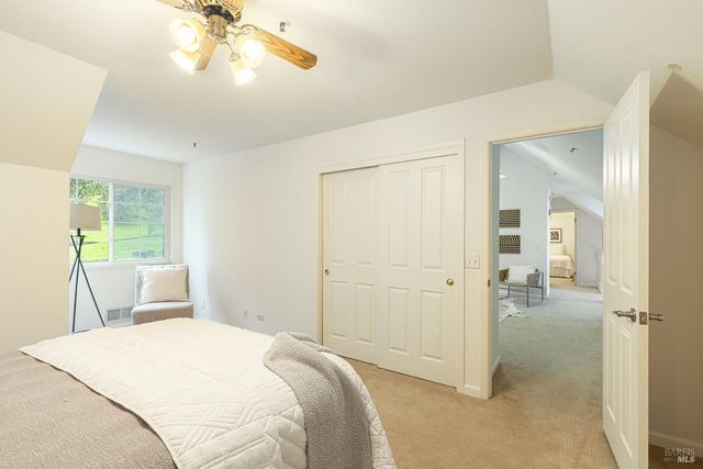 26 Clement Ct, Napa, CA 94558