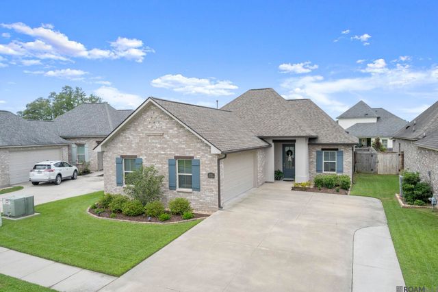36364 Belle Journee Ave, Geismar, LA 70734
