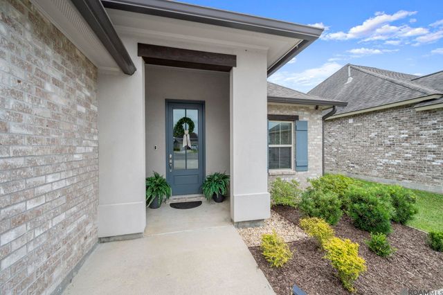 36364 Belle Journee Ave, Geismar, LA 70734