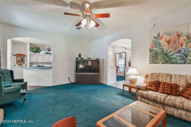 1000 COUNTY ROAD 217, Jacksonville, FL 32234