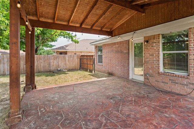 2717 Wildridge Court, Fort Worth, TX 76108