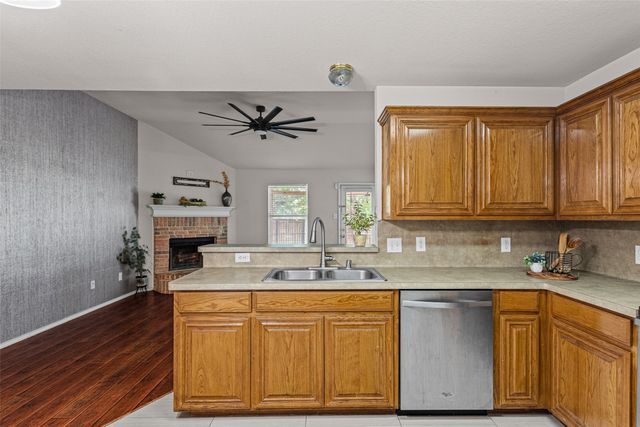 2717 Wildridge Court, Fort Worth, TX 76108