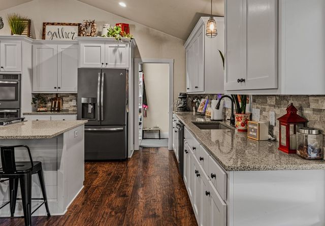 103 Fm 1571, Lone Oak, TX 75453