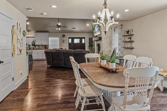 103 Fm 1571, Lone Oak, TX 75453