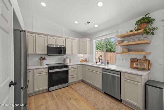 2117 W Rousseau DR, Coeur D'alene, ID 83815
