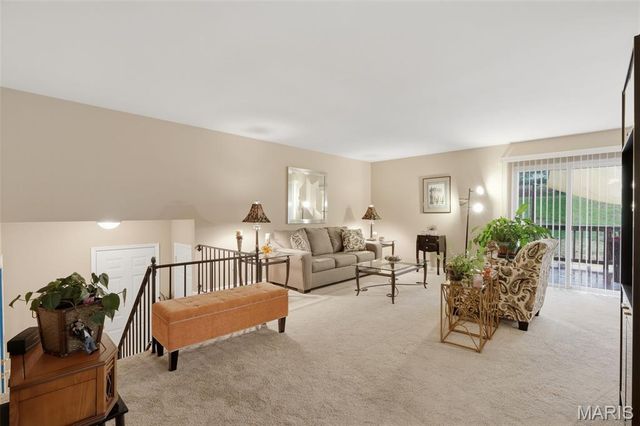 12117 Sage Glen Court, Maryland Heights, MO 63043