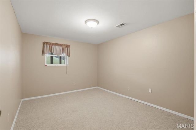 12117 Sage Glen Court, Maryland Heights, MO 63043