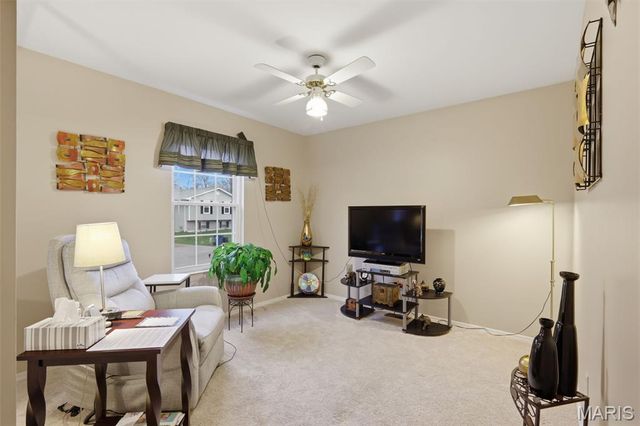 12117 Sage Glen Court, Maryland Heights, MO 63043