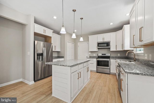10825 PAM DR, Waldorf, MD 20603