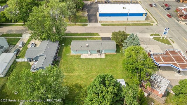 615 Center Street, Mason, MI 48854