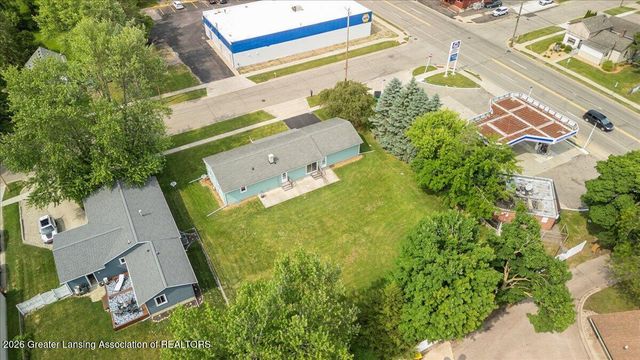 615 Center Street, Mason, MI 48854
