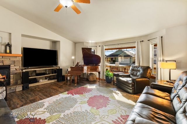 3263 Annie, Bozeman, MT 59718