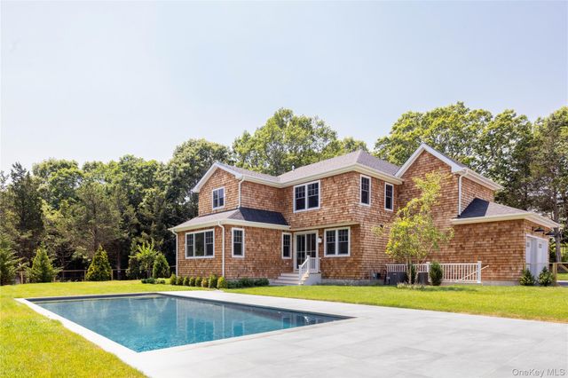 205 Kats Court, East Marion, NY 11939