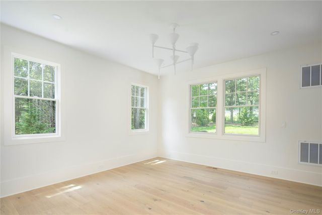 205 Kats Court, East Marion, NY 11939