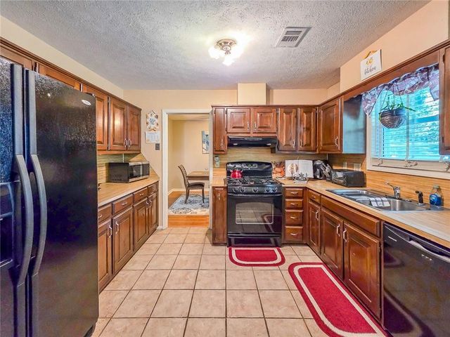 5766 Hilton Ridge Road, Lithonia, GA 30058