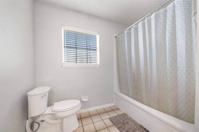 1506 17th Avenue N, Texas City, TX 77590