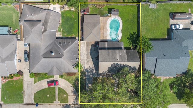 1506 17th Avenue N, Texas City, TX 77590