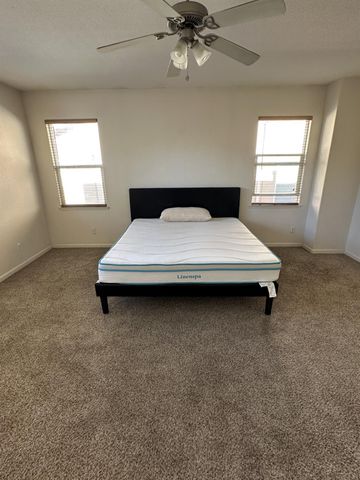 2201 Driftwood Park Dr, Modesto, CA 95355