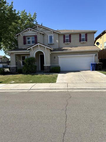 2201 Driftwood Park Dr, Modesto, CA 95355