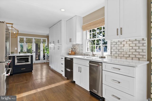 1101 GATEWOOD DR, Alexandria, VA 22307