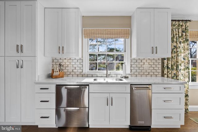 1101 GATEWOOD DR, Alexandria, VA 22307