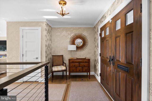 1101 GATEWOOD DR, Alexandria, VA 22307