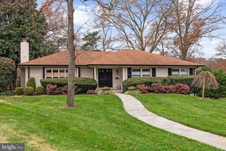 1101 GATEWOOD DR, Alexandria, VA 22307