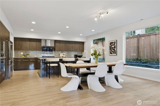 2974 S 353rd Place, Federal Way, WA 98003