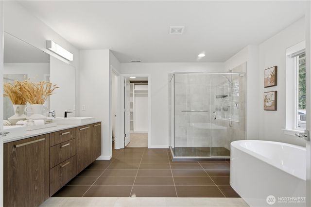 2974 S 353rd Place, Federal Way, WA 98003