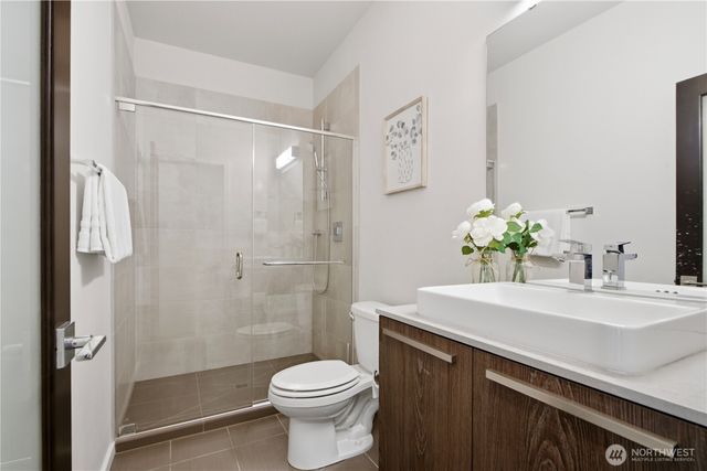 2974 S 353rd Place, Federal Way, WA 98003