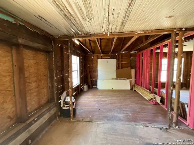 1443 SAENZ, San Antonio, TX 78214