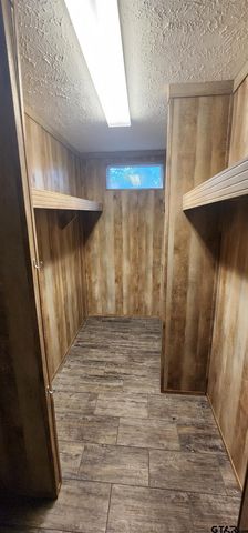 16993 Springcrest Lane, Lindale, TX 75771