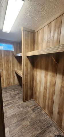 16993 Springcrest Lane, Lindale, TX 75771