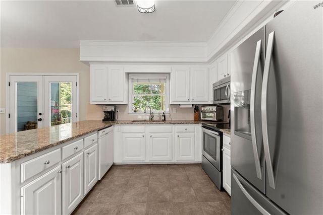 1712 Dacula Oaks Trail, Dacula, GA 30019