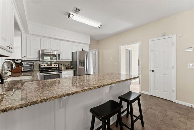 1712 Dacula Oaks Trail, Dacula, GA 30019